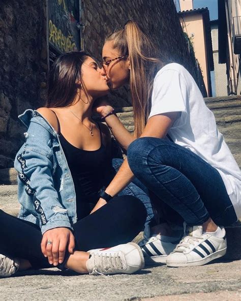 xxx lesbianas|lesbianas videos